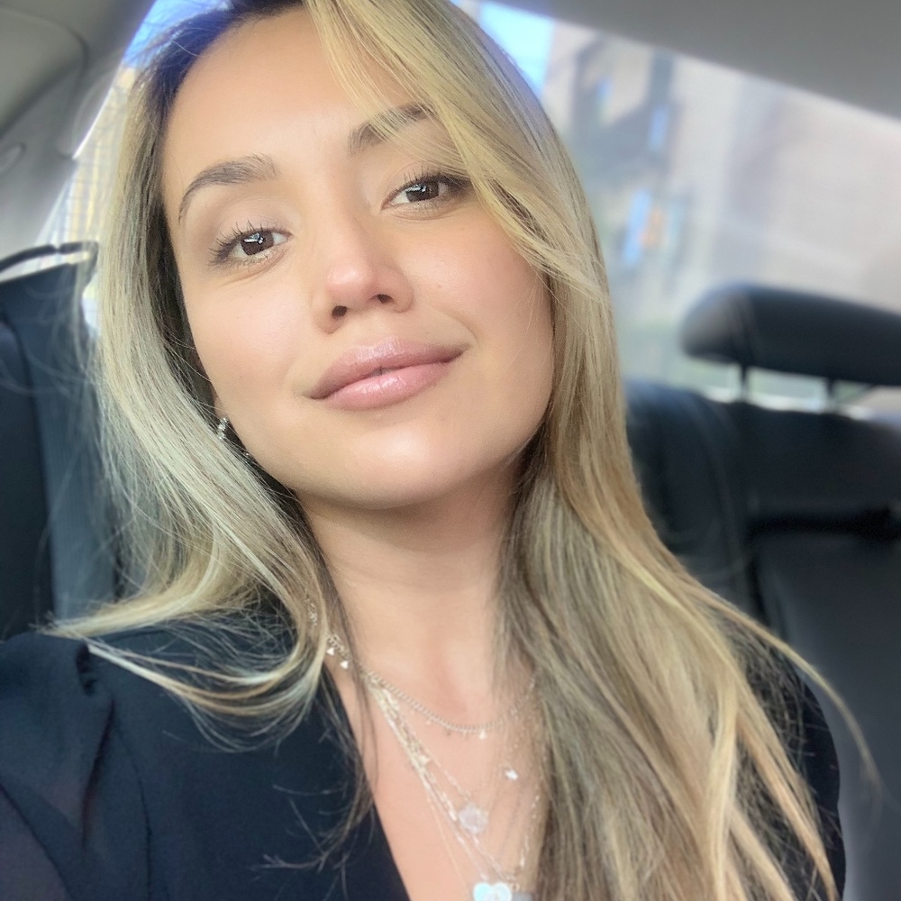 Meet your Posher, Rosangelica